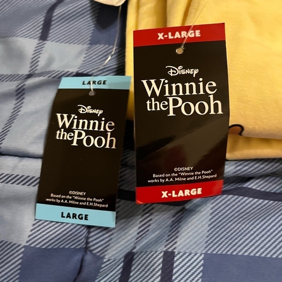 NWT woman’s Winnie the Pooh crochet character tee - Picture 5 of 7